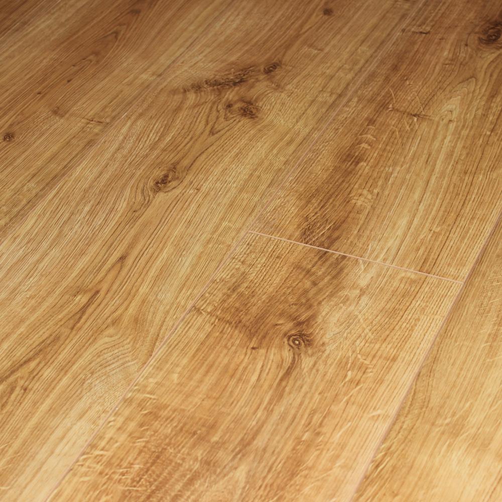 Edinburgh Oak Laminate Flooring - 12mm (1.293M2)